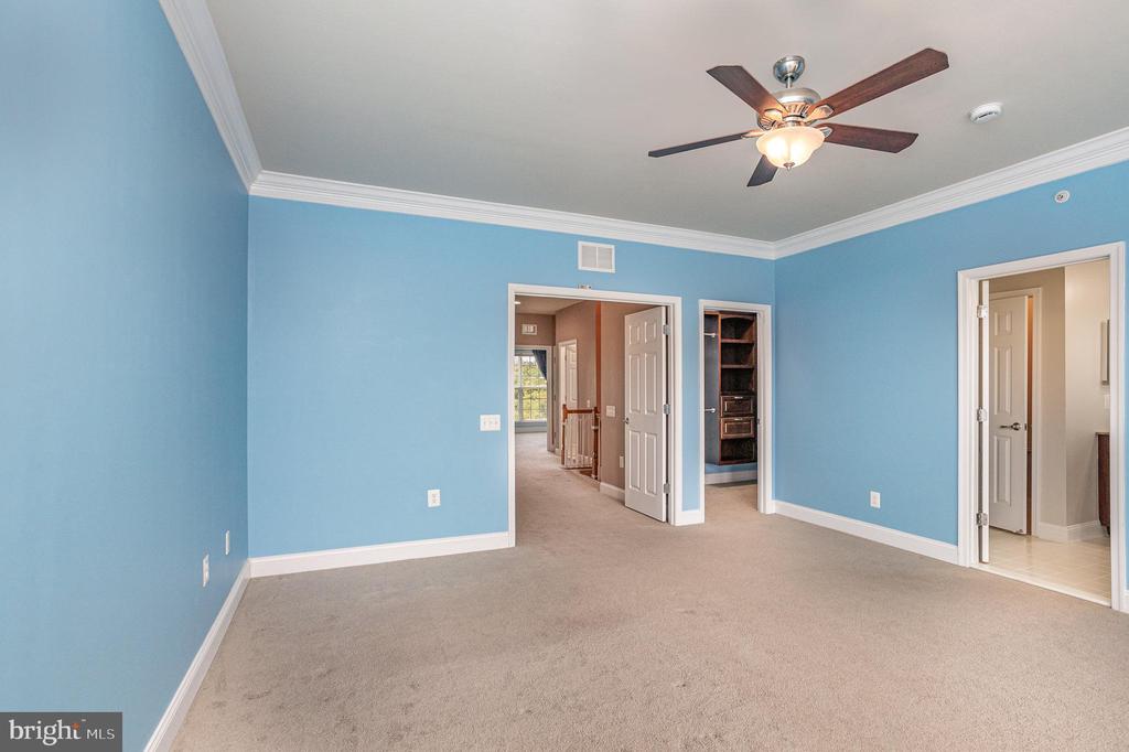 14896 Potomac Branch Dr #321a