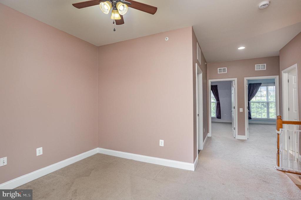 14896 Potomac Branch Dr #321a