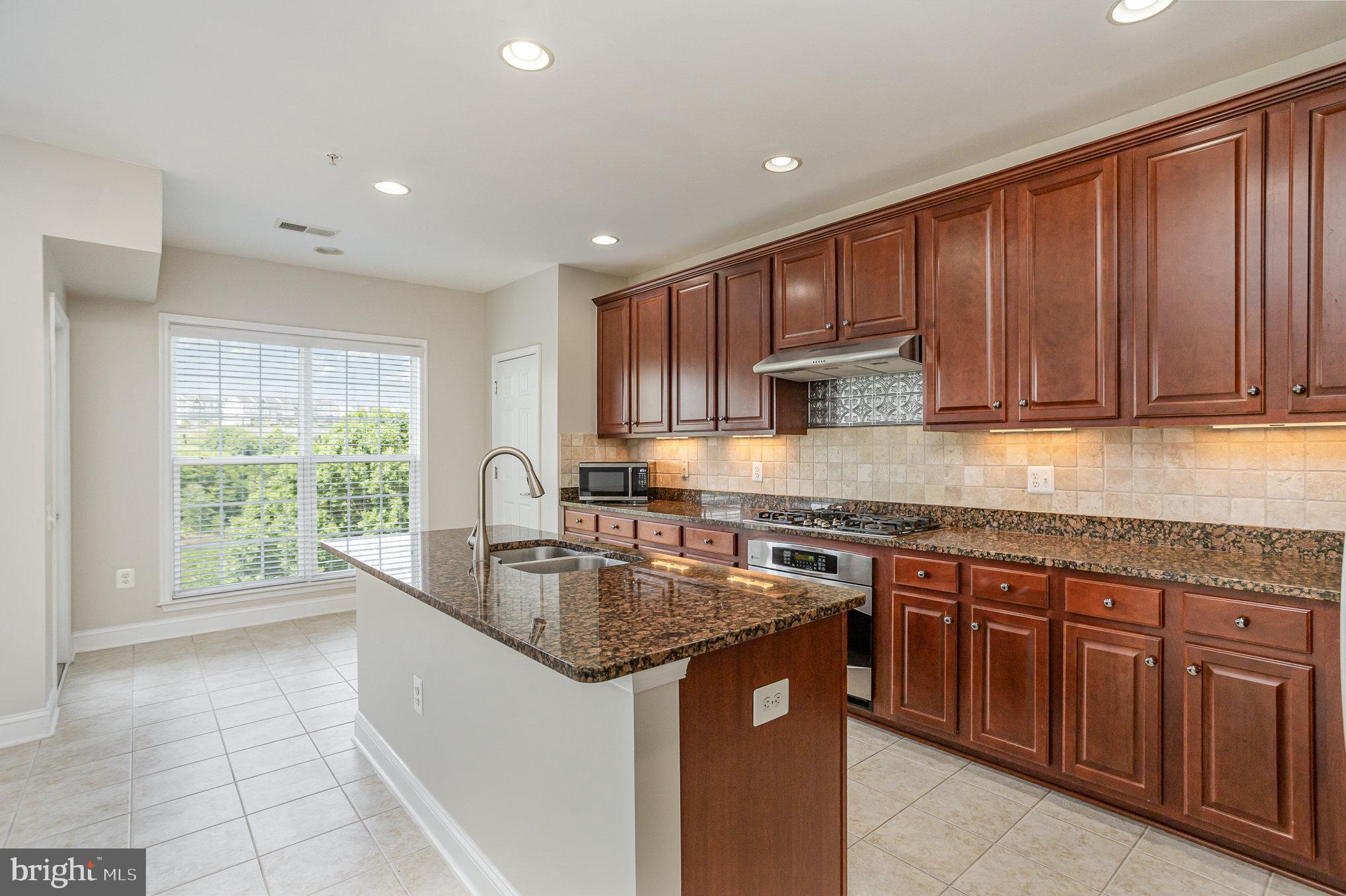 14896 Potomac Branch Dr #321a