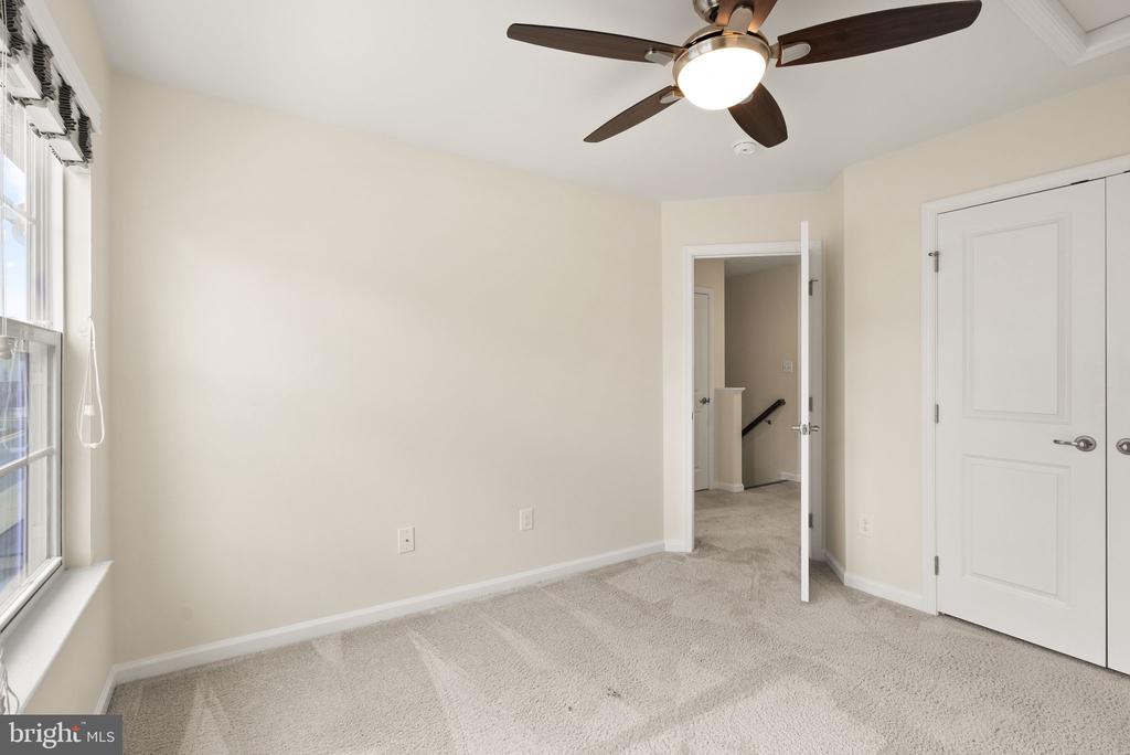 7034 DARBEY KNOLL DRIVE