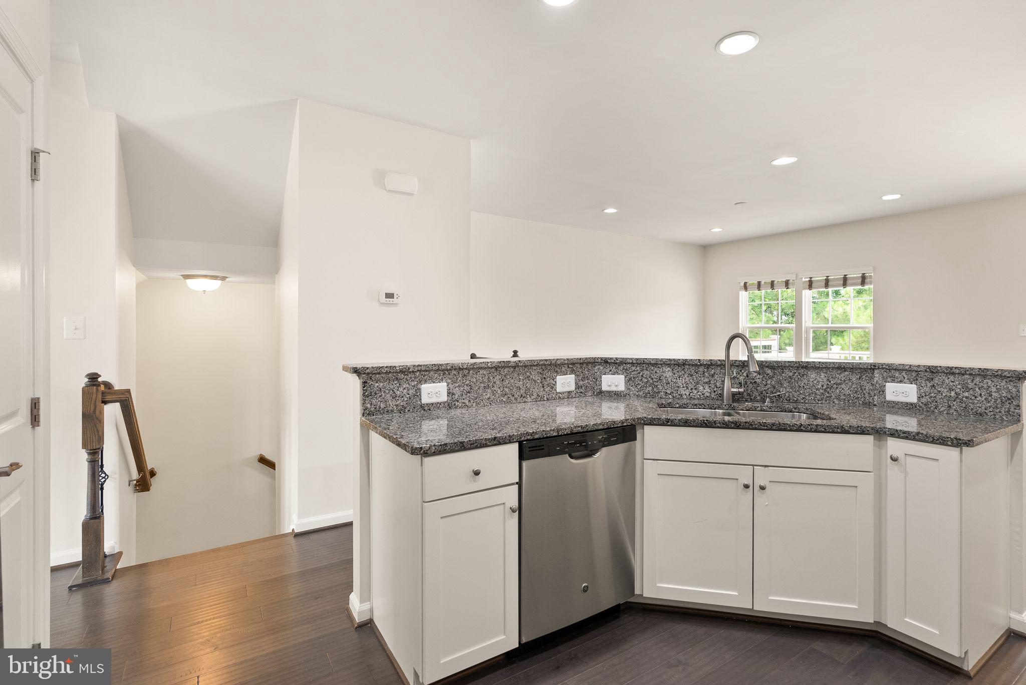 7034 DARBEY KNOLL DRIVE
