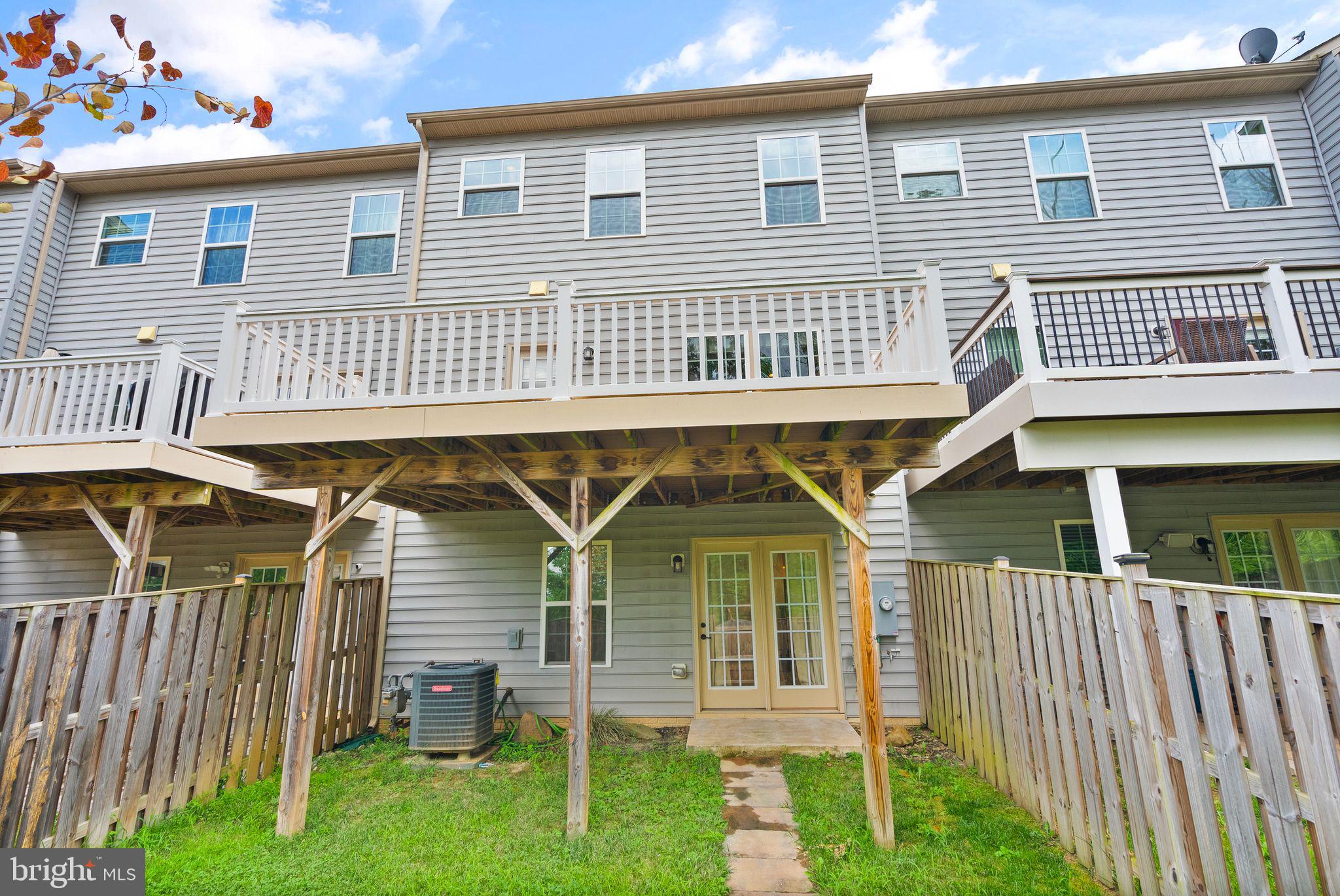 7034 DARBEY KNOLL DRIVE