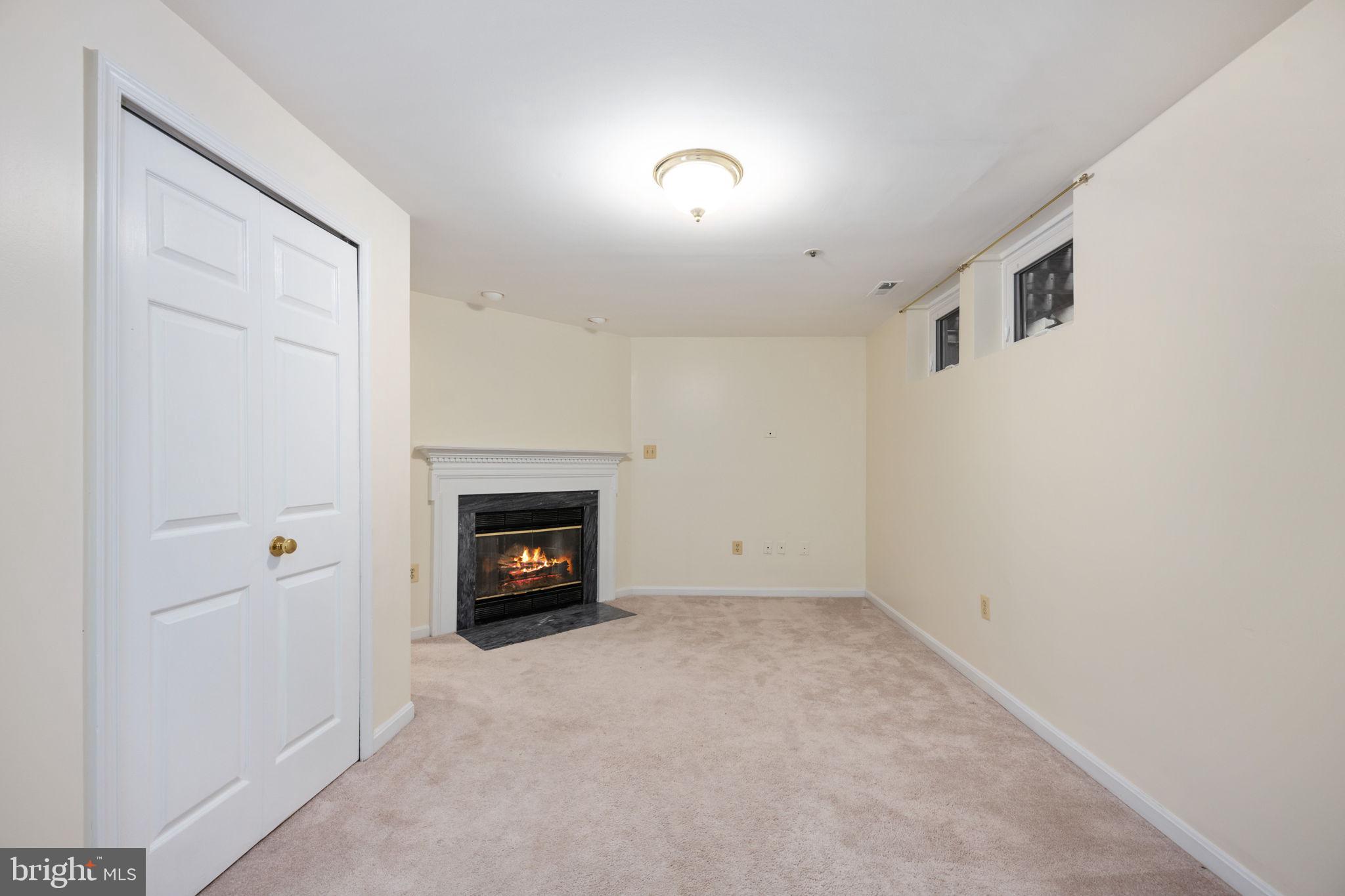 7882 Blue Gray Cir
