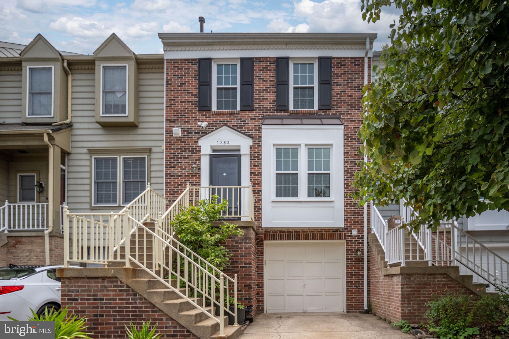 7882 Blue Gray Cir