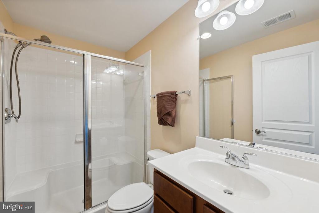 5824 Amanda Rose Ln