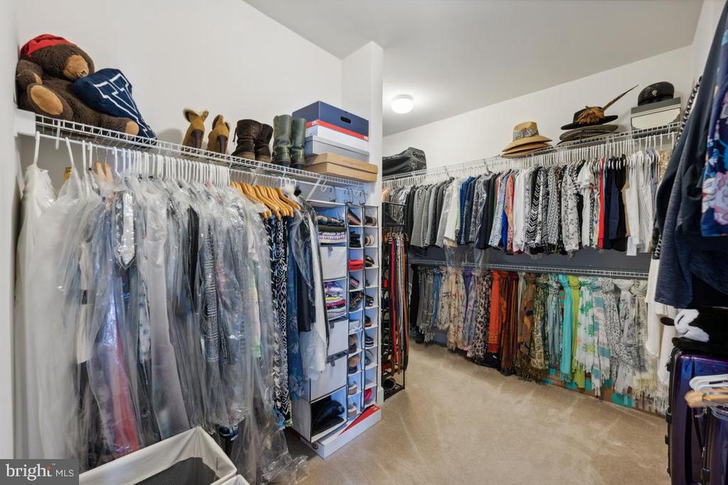 5824 Amanda Rose Ln