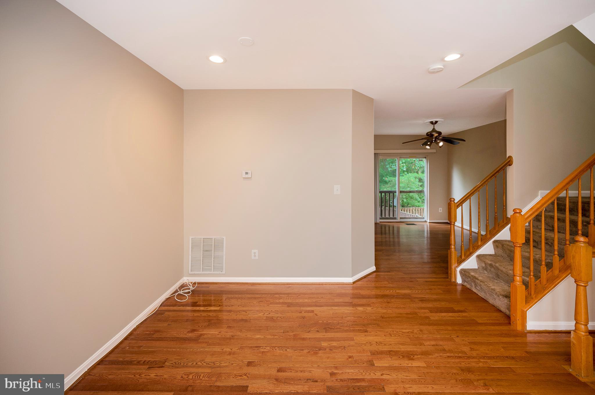 5154 Race Pointe Pl