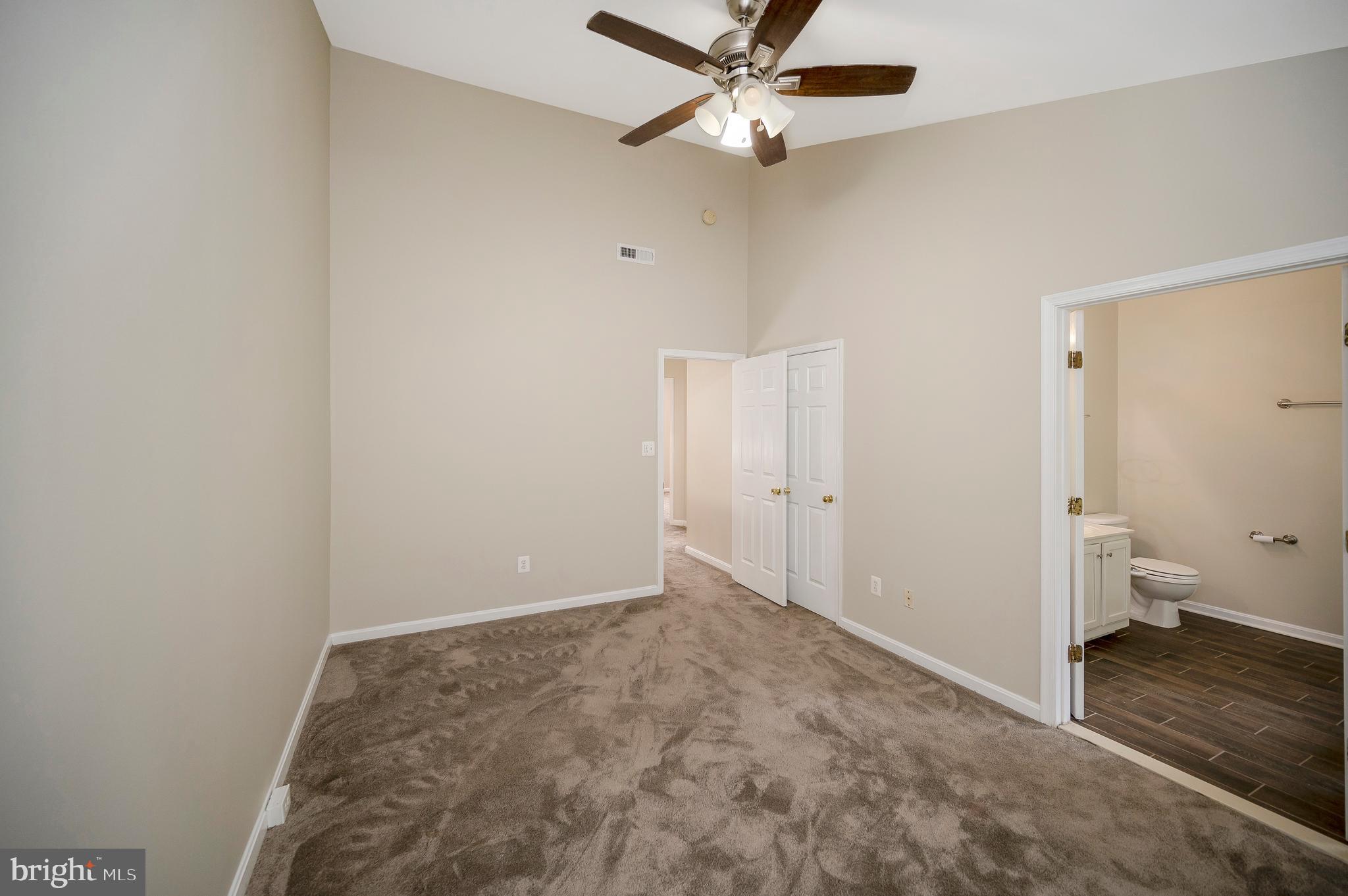 5154 Race Pointe Pl