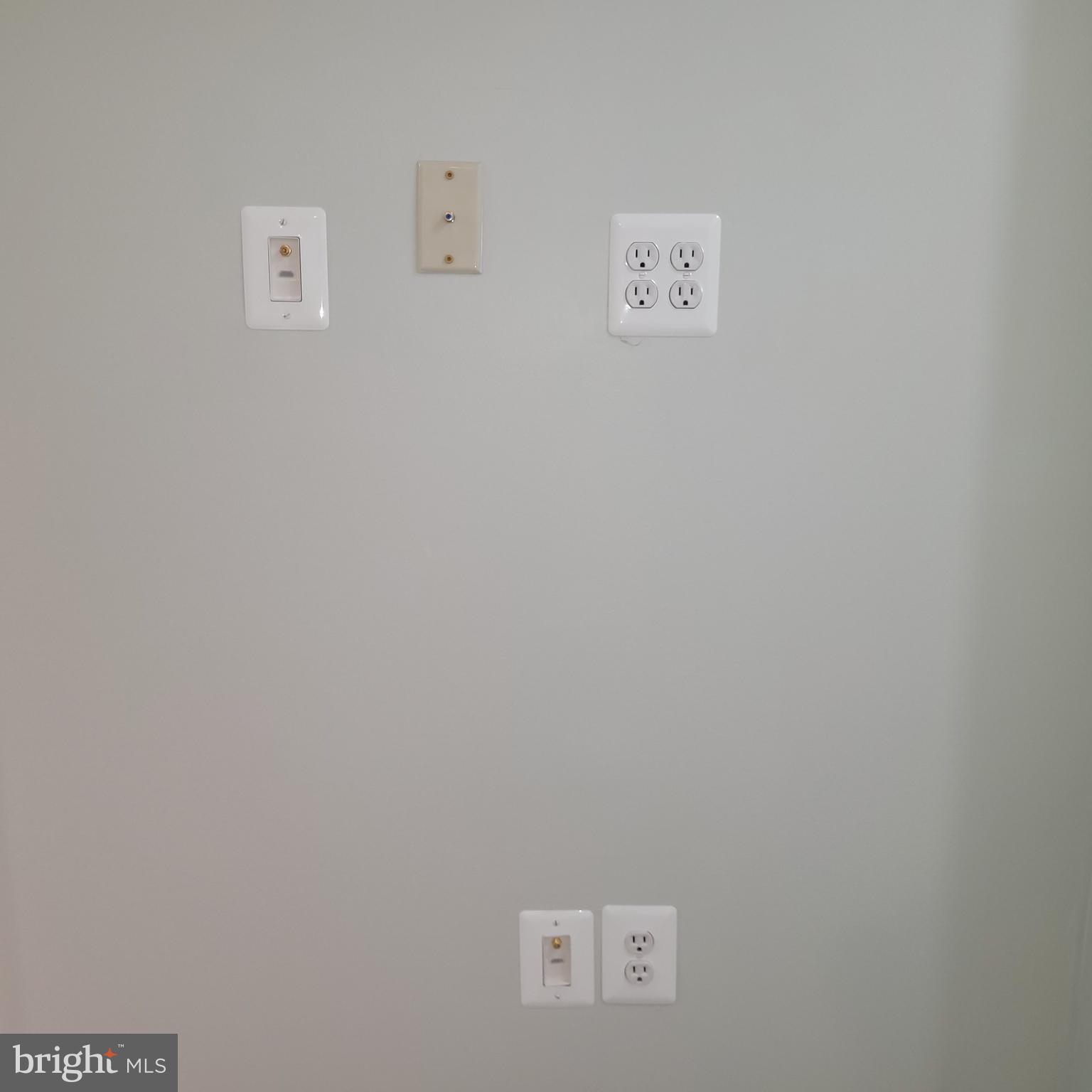 13931 MATHEWS DR #3