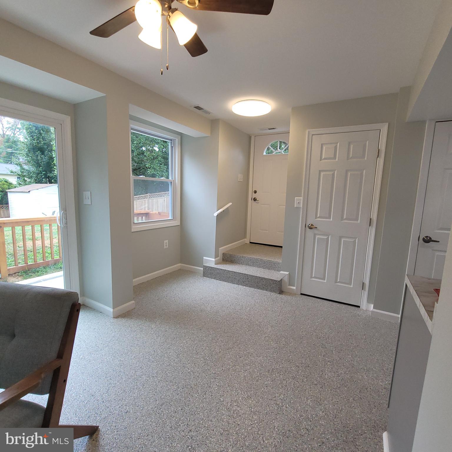13931 MATHEWS DR #3