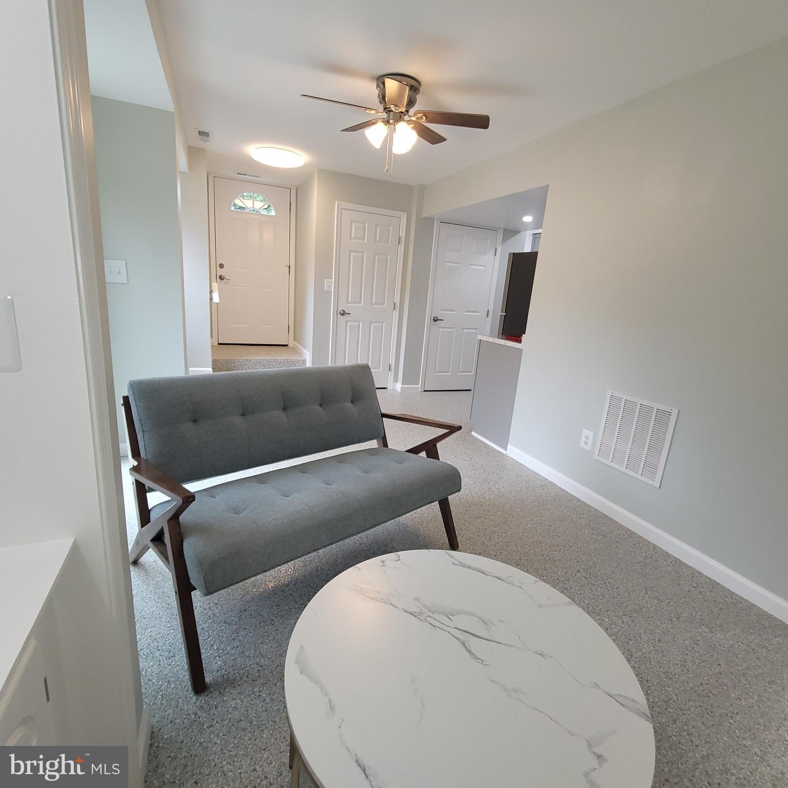 13931 MATHEWS DR #3