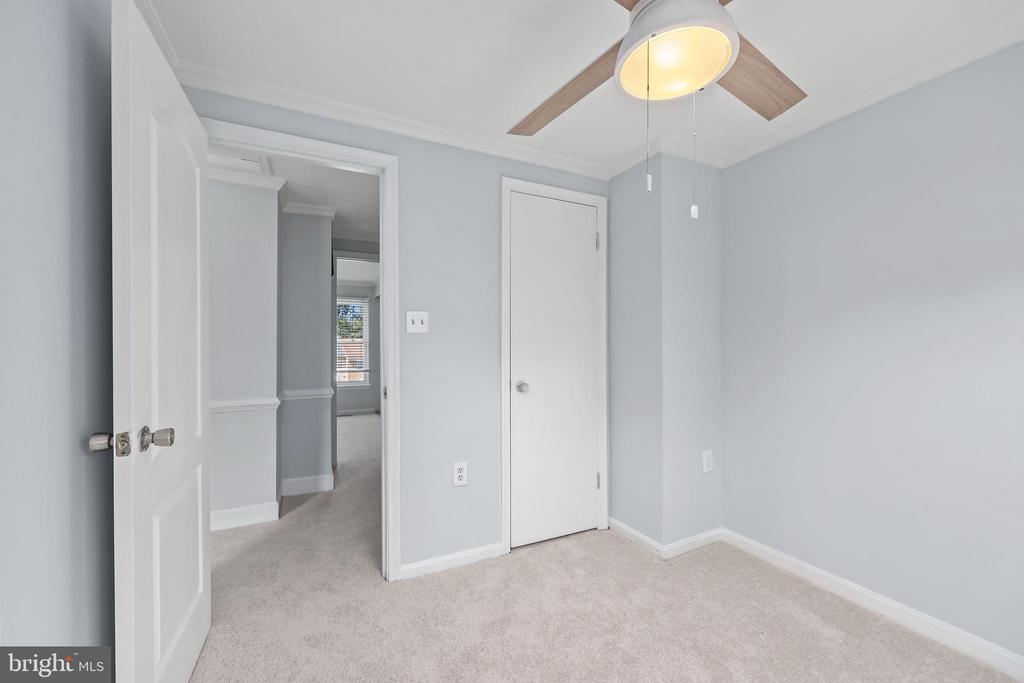 4651 Woodway Pl