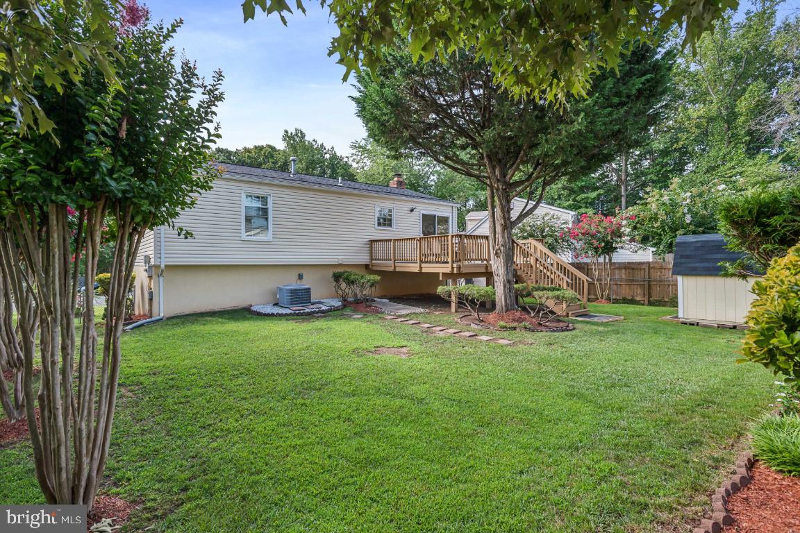 5654 Smallwood Ct
