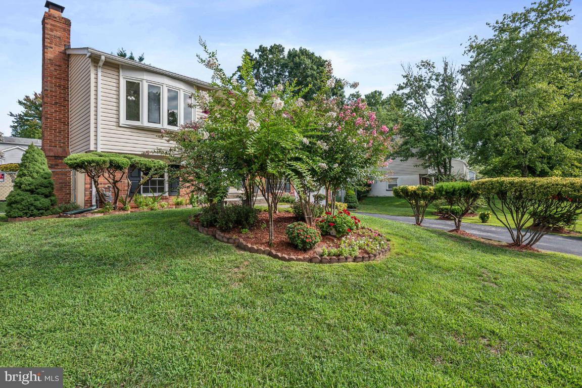 5654 Smallwood Ct