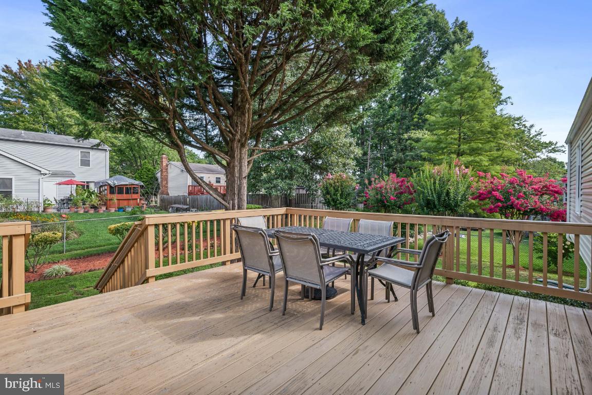 5654 Smallwood Ct
