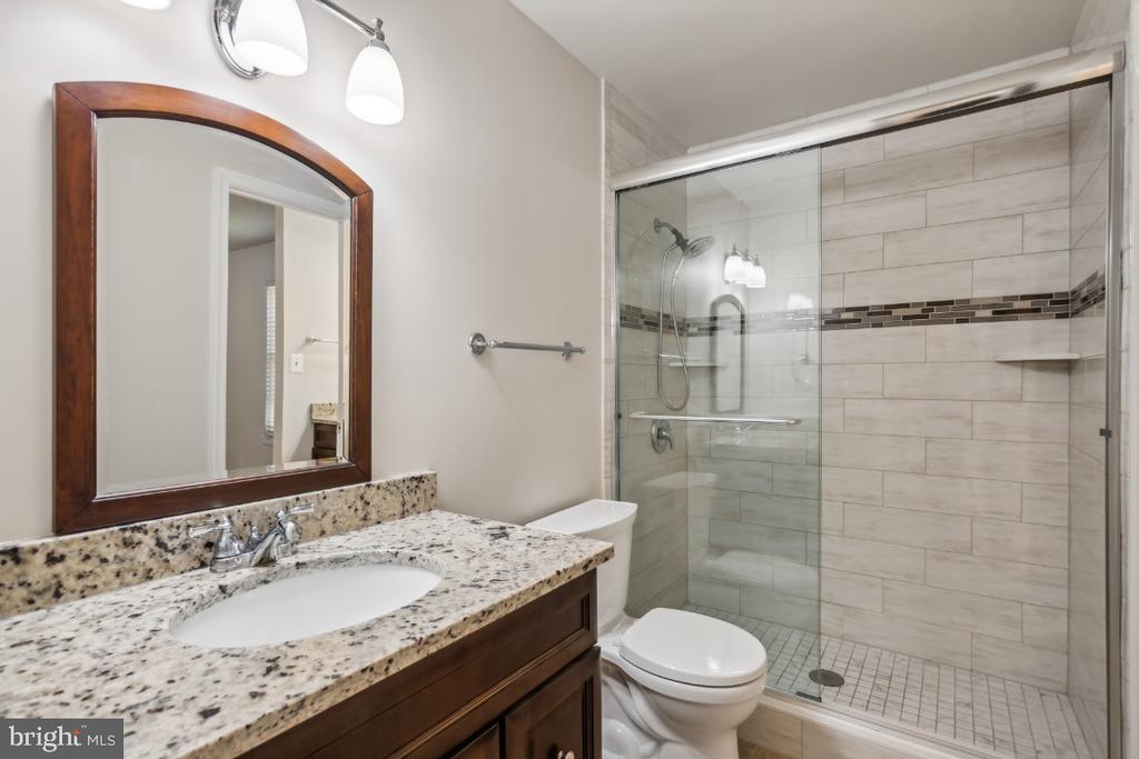 5654 SMALLWOOD COURT