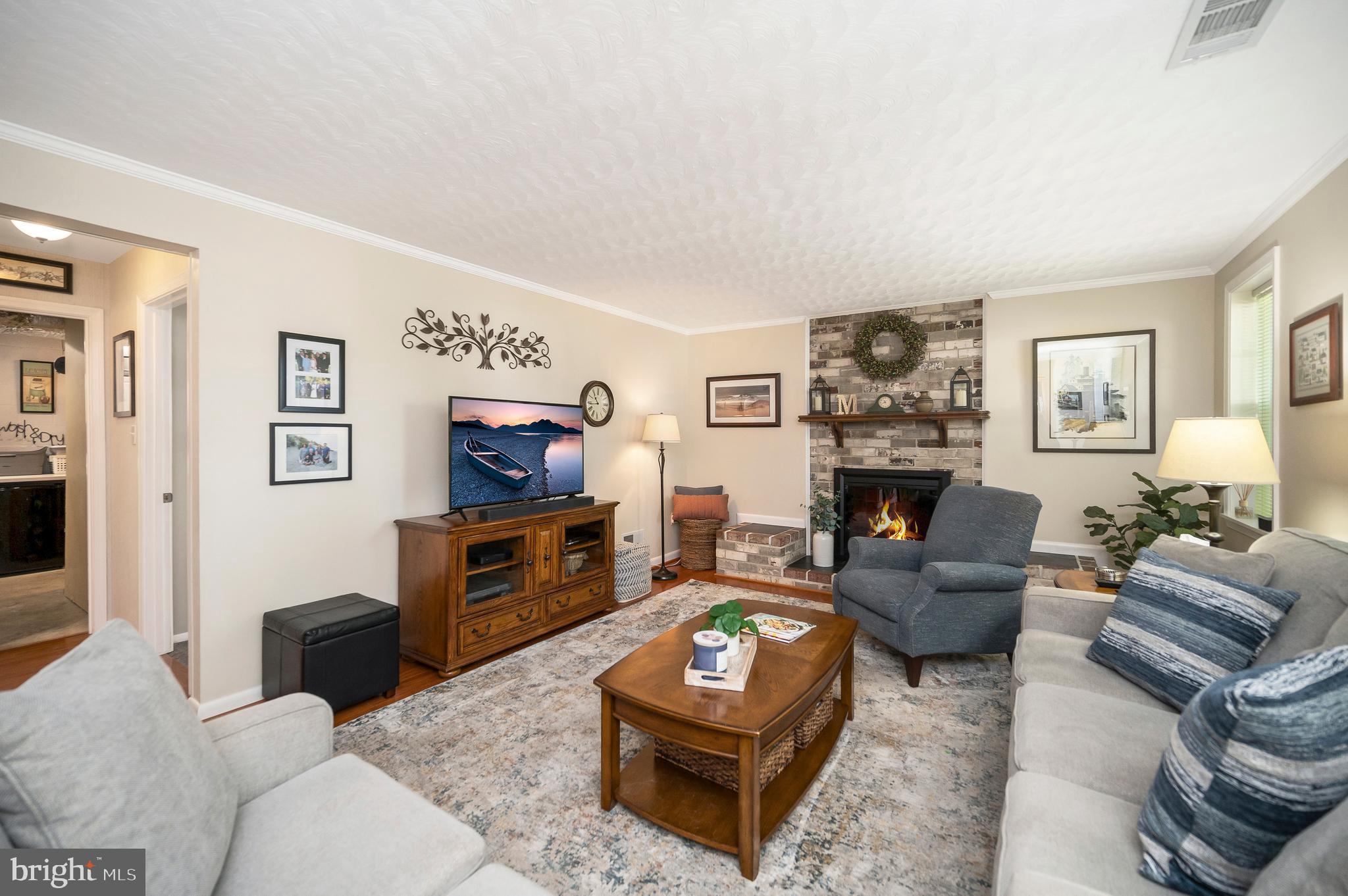 12219 Oakwood Dr