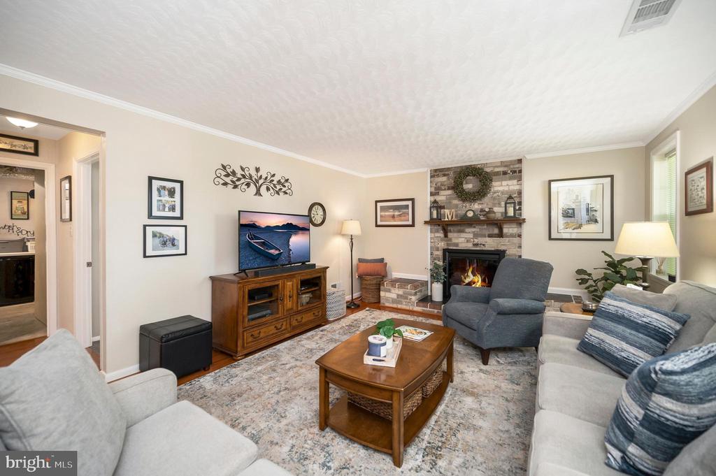 12219 Oakwood Dr
