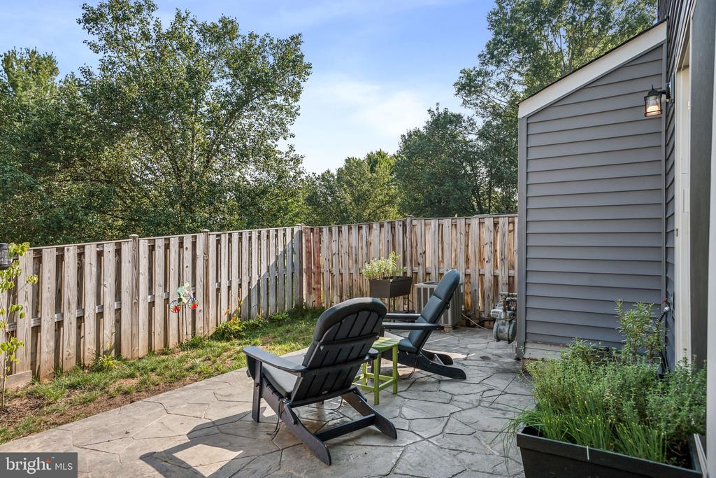 5220 QUINCE CT