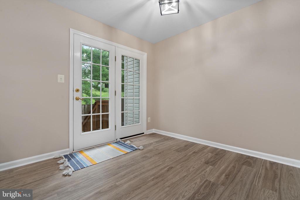 9074 FALCON GLEN COURT