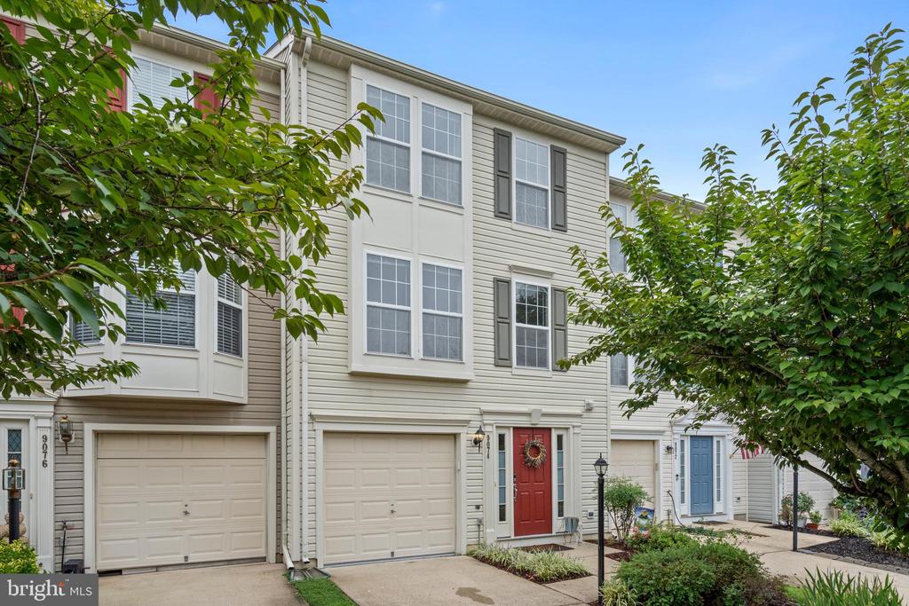 9074 FALCON GLEN COURT