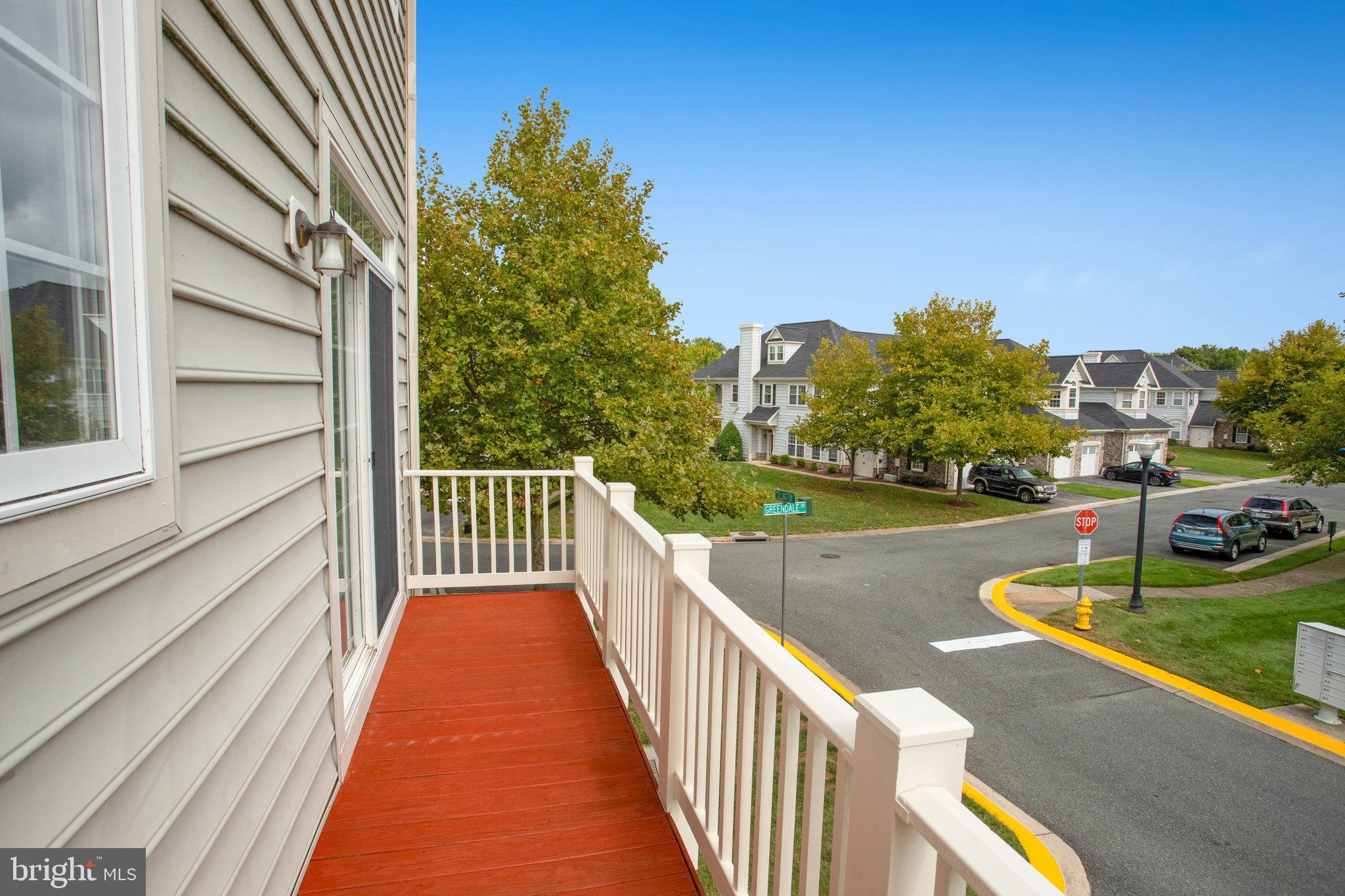 751 COLLINGTON CT