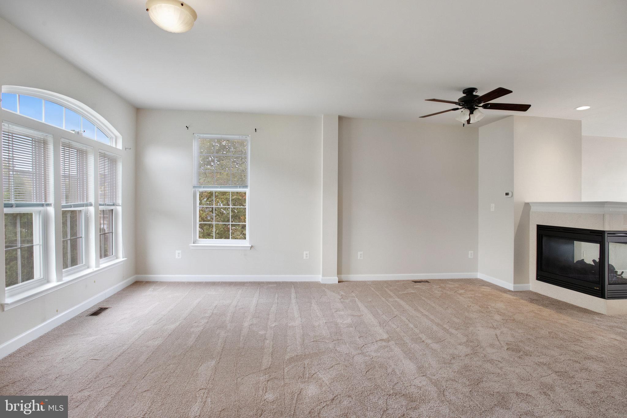 751 COLLINGTON CT