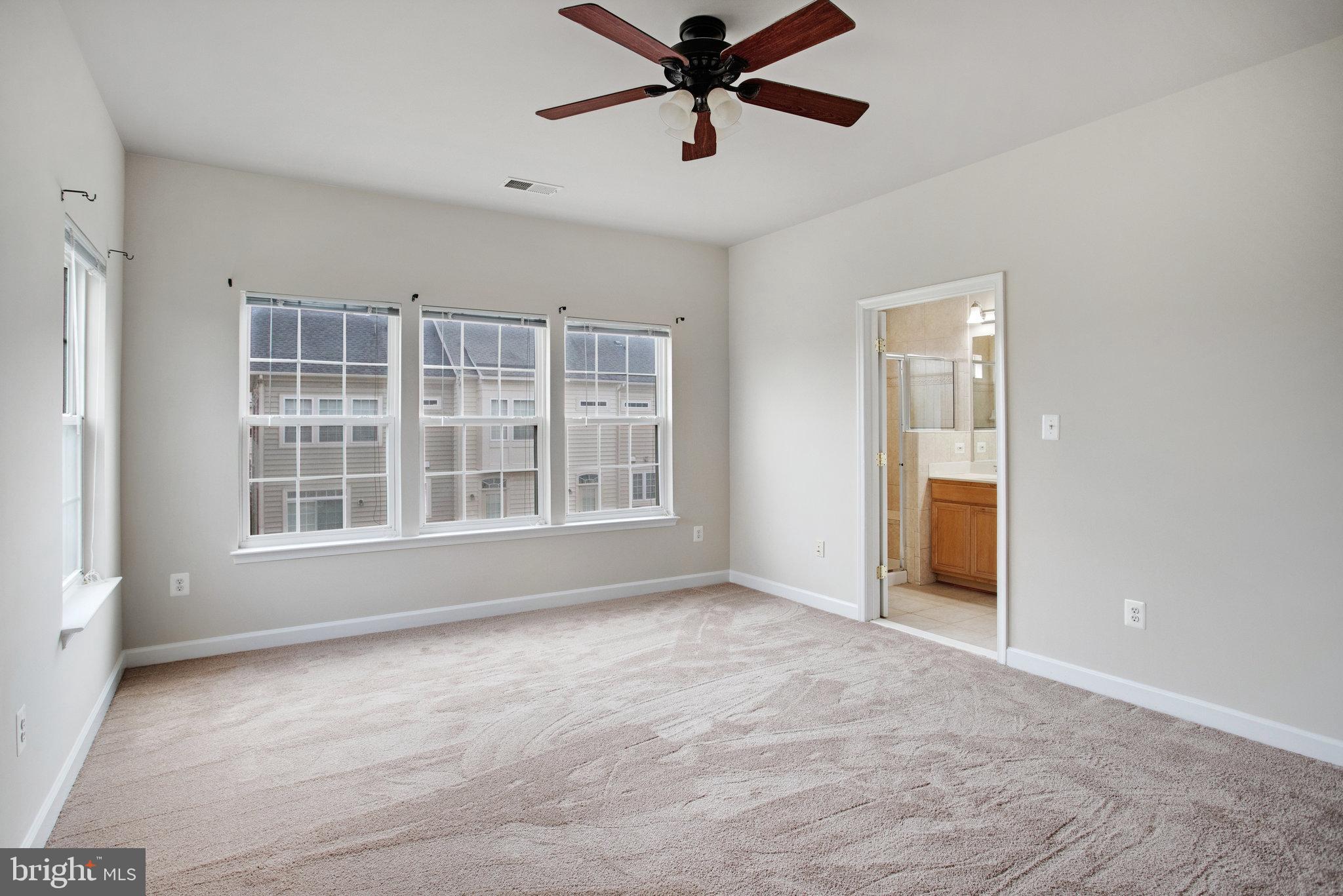 751 COLLINGTON CT