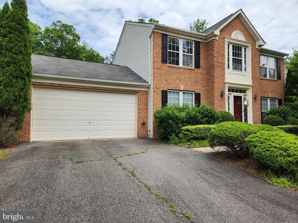 2880 MYRTLEWOOD DR