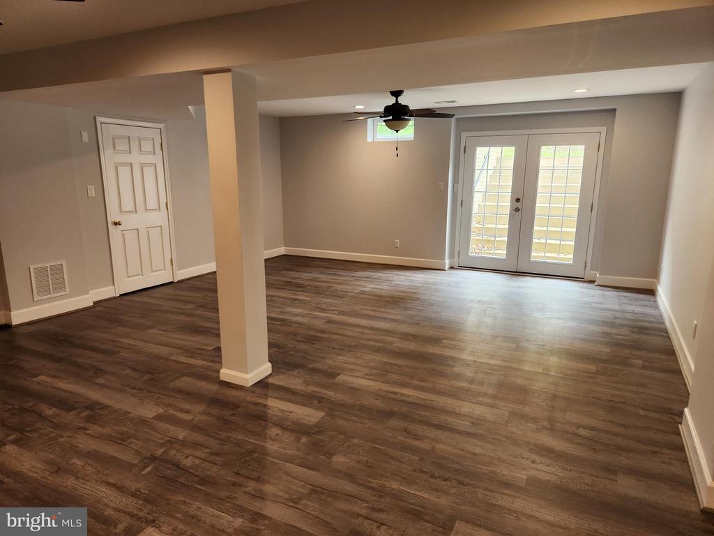 2880 MYRTLEWOOD DR