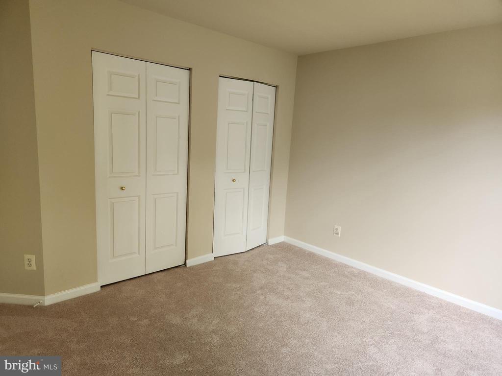 2880 MYRTLEWOOD DR