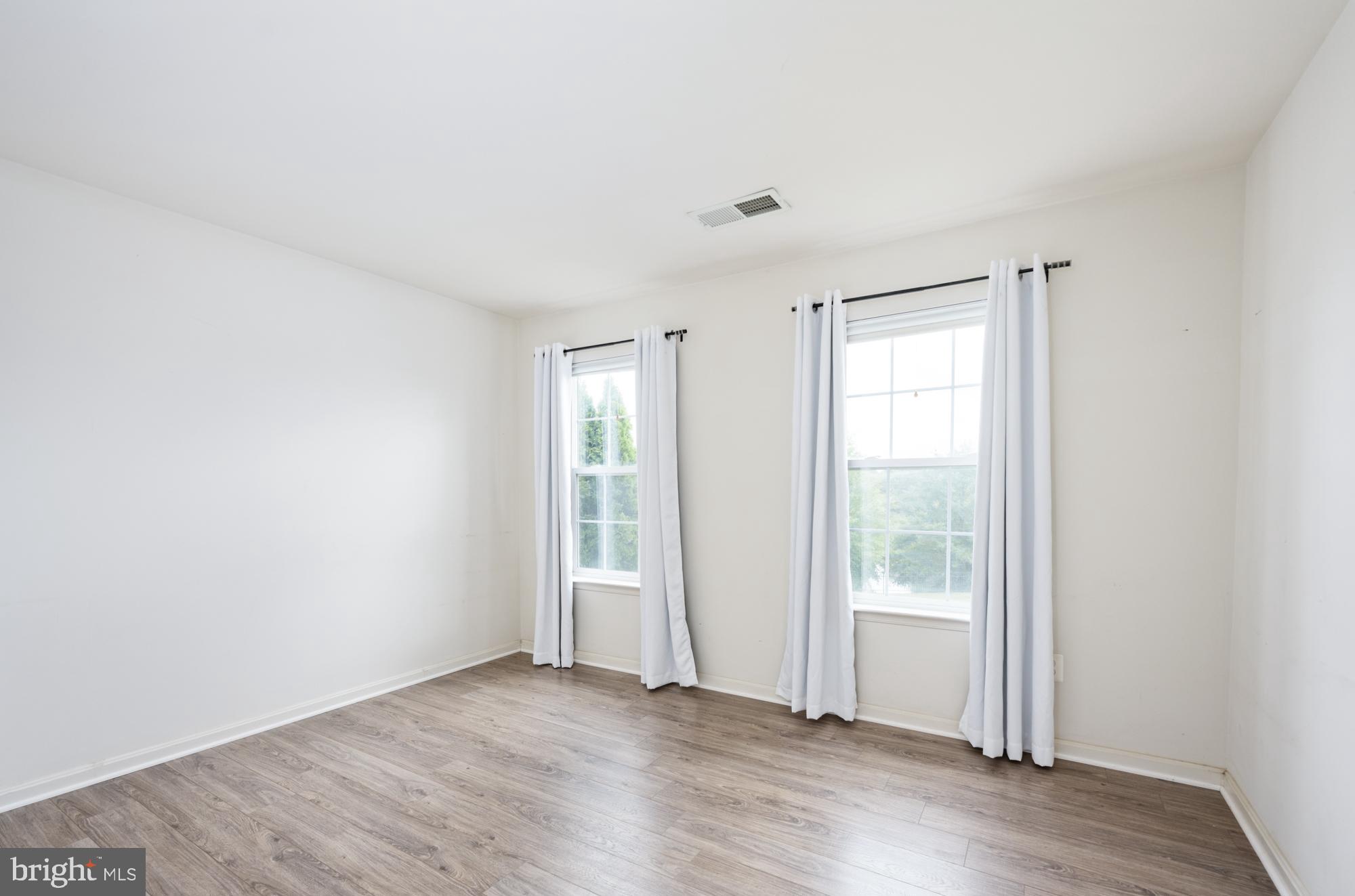 8464 Lanier Overlook Ct