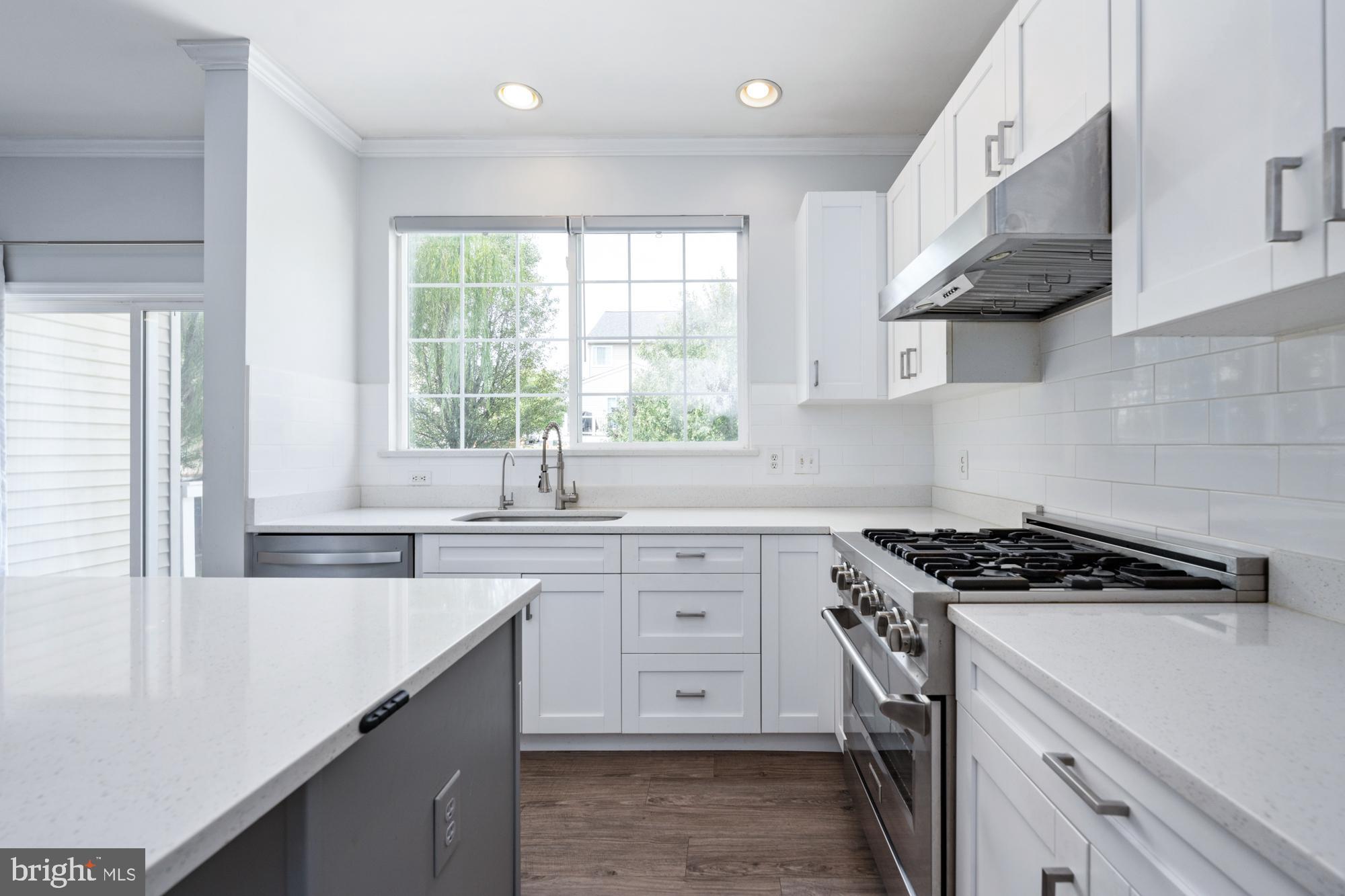 8464 Lanier Overlook Ct
