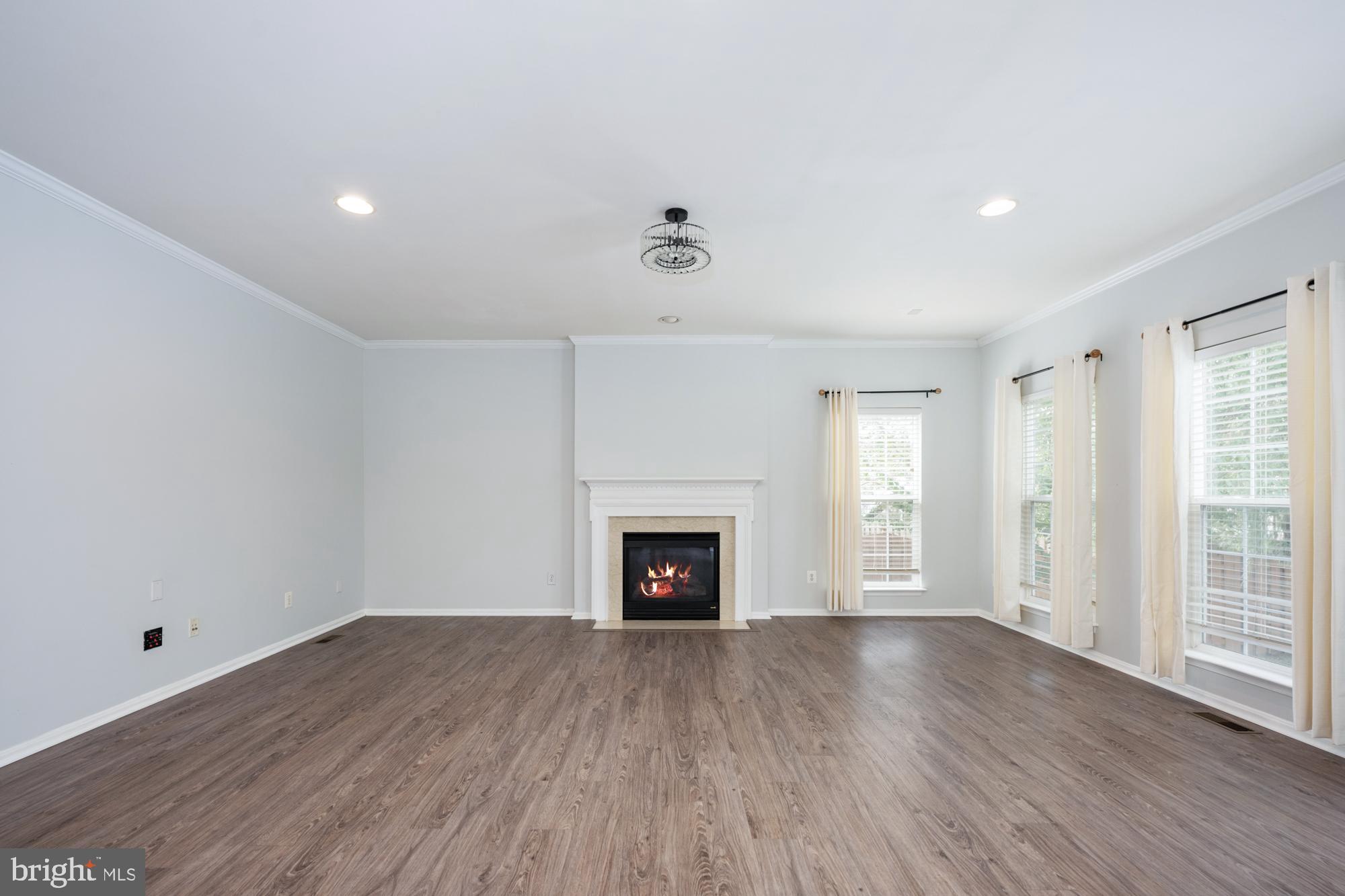 8464 Lanier Overlook Ct