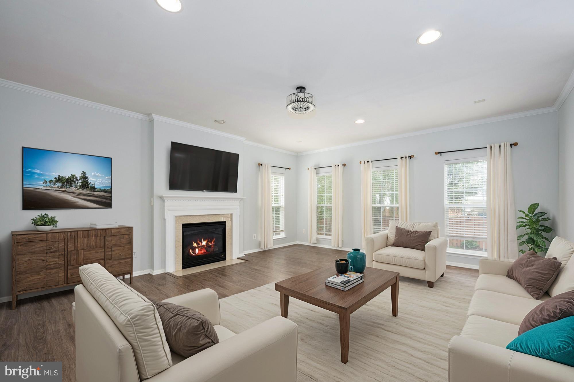 8464 Lanier Overlook Ct
