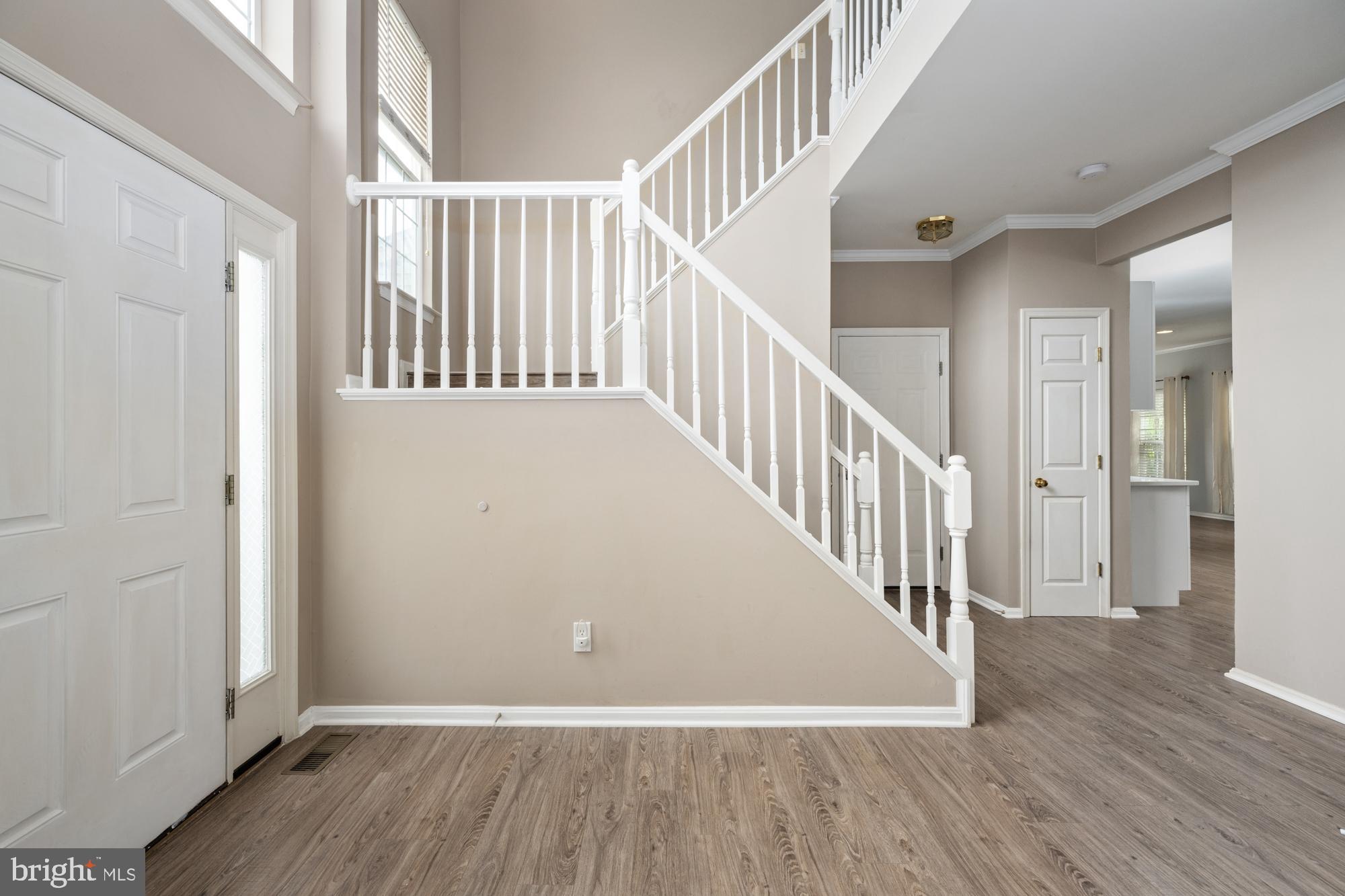 8464 Lanier Overlook Ct