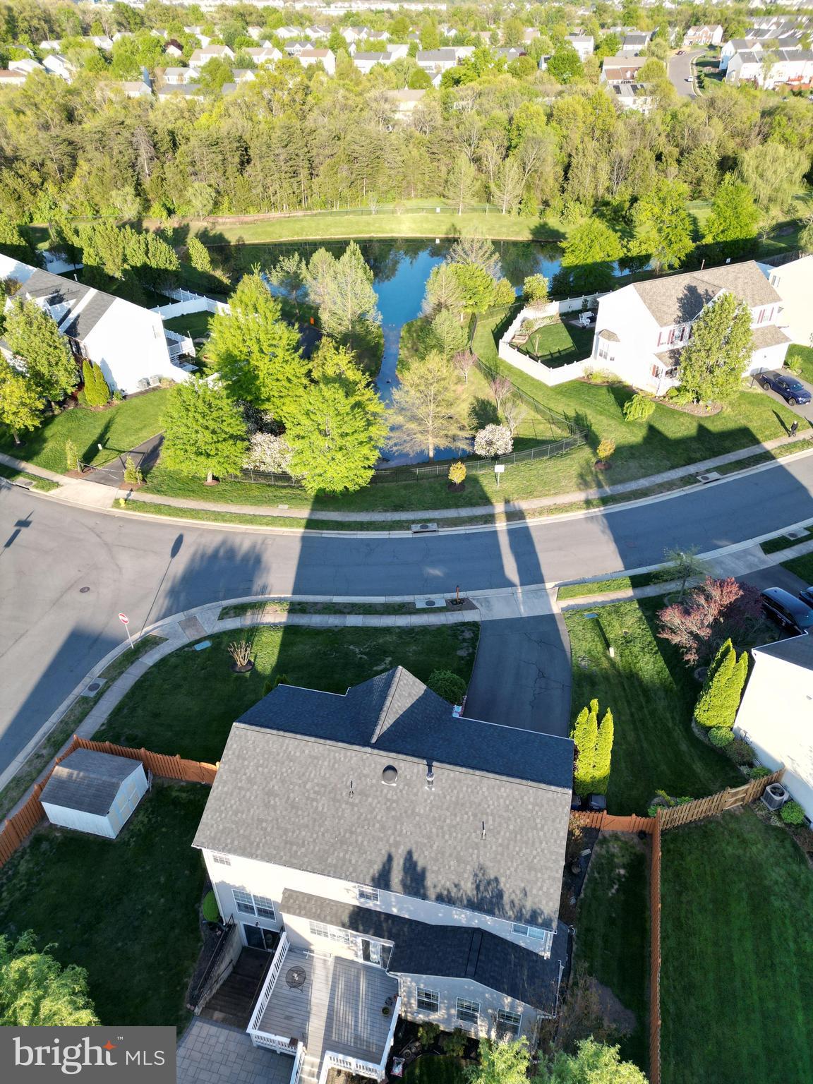 8464 Lanier Overlook Ct