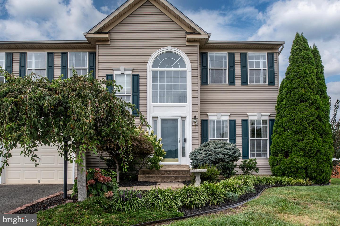 8464 Lanier Overlook Ct