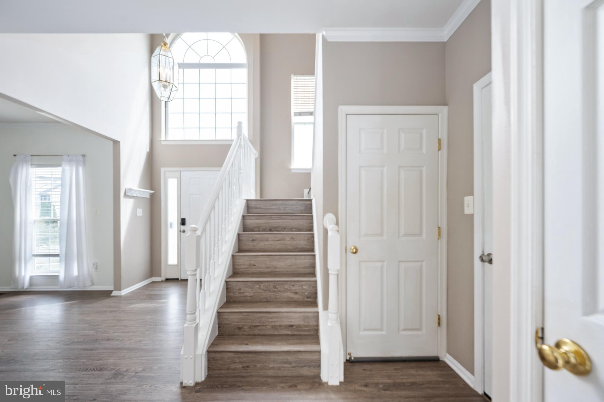 8464 Lanier Overlook Ct