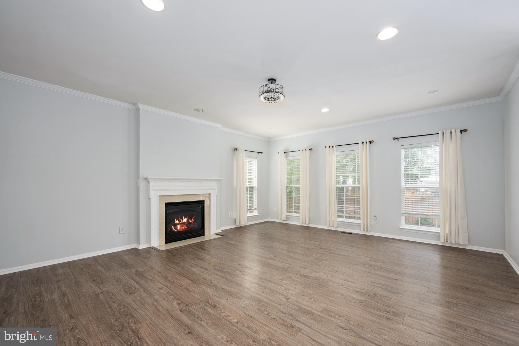 8464 Lanier Overlook Ct