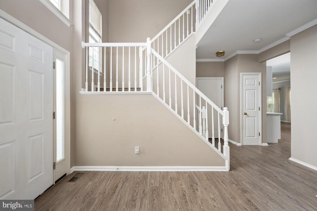8464 Lanier Overlook Ct