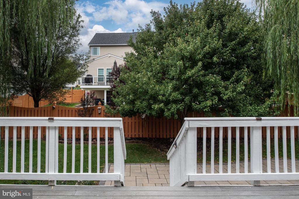 8464 Lanier Overlook Ct