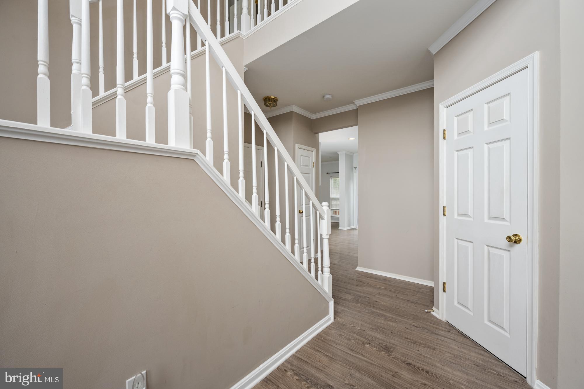 8464 Lanier Overlook Ct