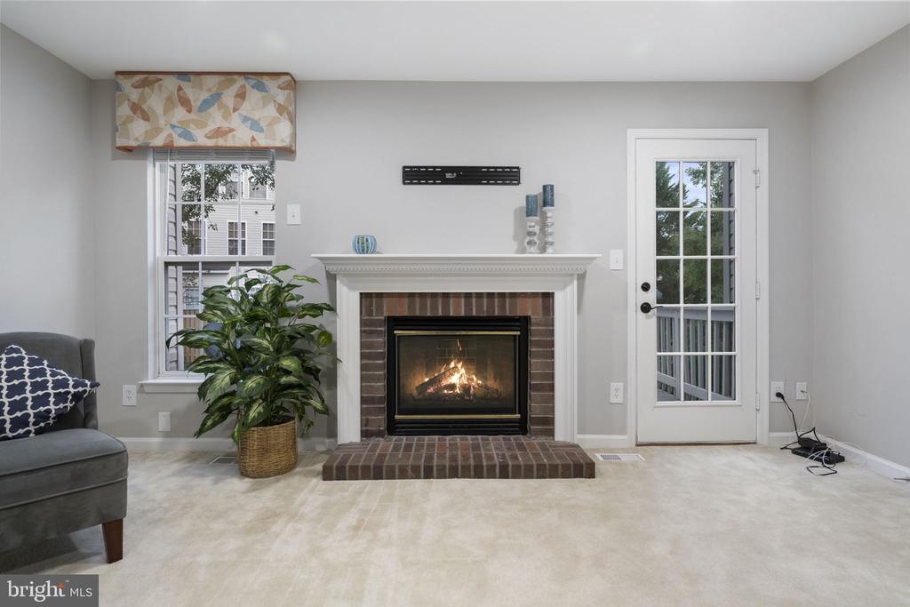 12429 Selkirk Cir