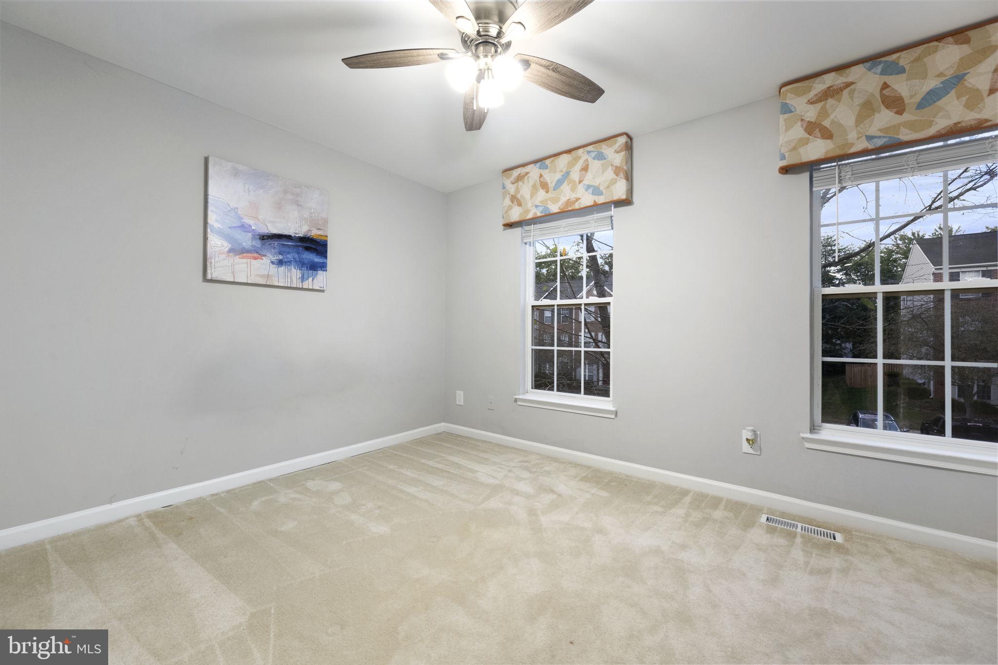 12429 Selkirk Cir