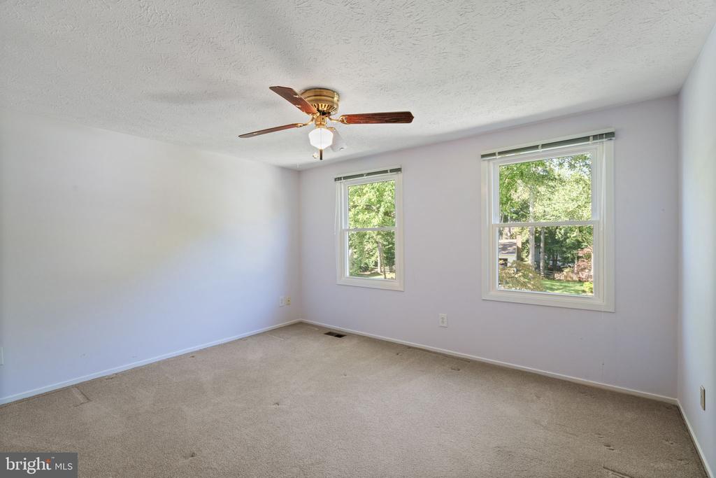15507 Yorktown Dr