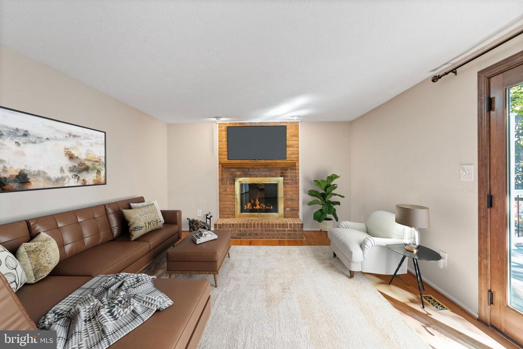 15507 Yorktown Dr