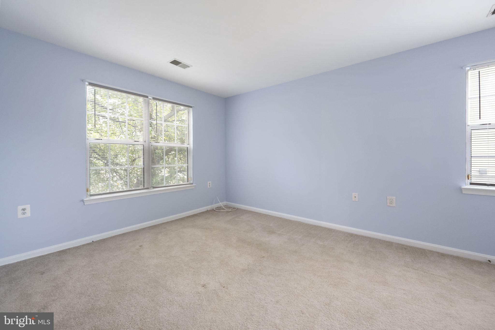 1030 GARDENVIEW LOOP #203