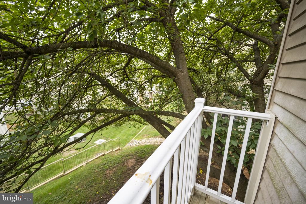 1030 GARDENVIEW LOOP #203