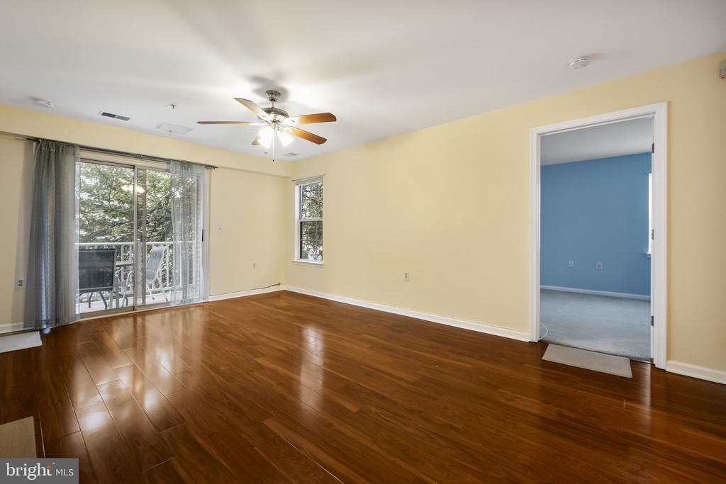 1030 GARDENVIEW LOOP #203